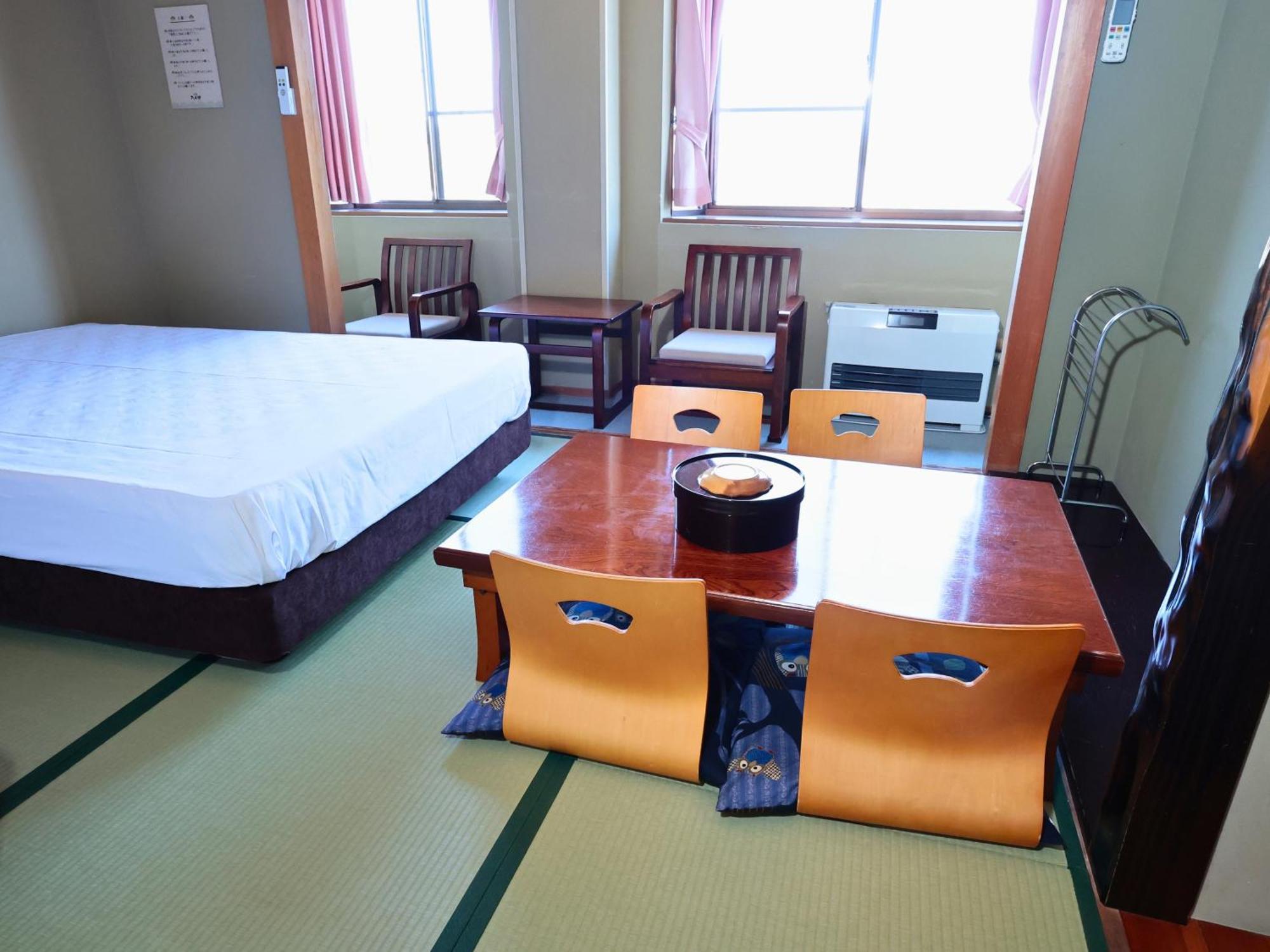 Hotel Oyado Hachibei Takajama Exteriér fotografie